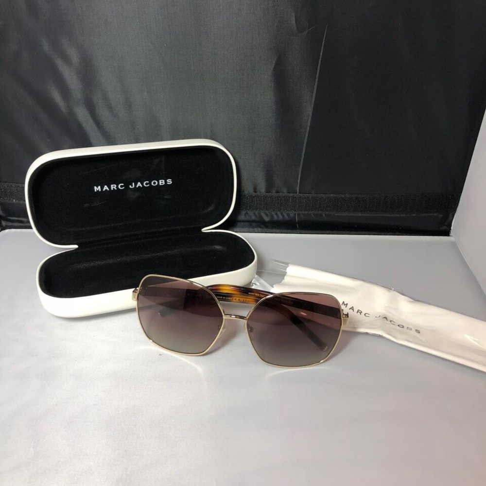 New in box! Marc Jacobs sunglasses